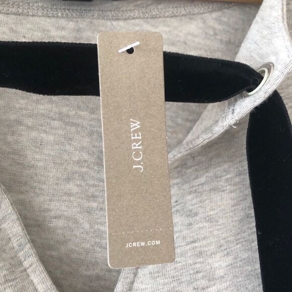 NEW ✨ J.Crew Grey Velvet Bow Keyhole Top XXS - Picture 4 of 8